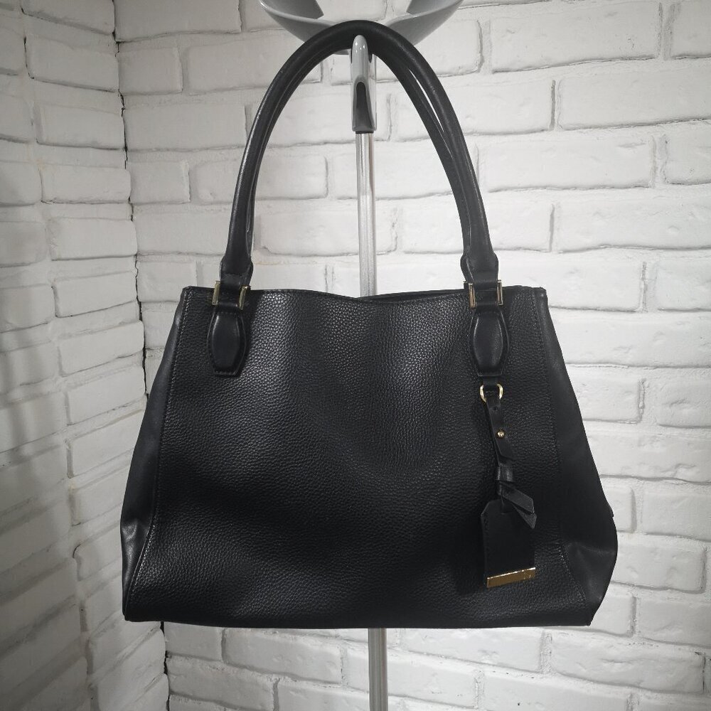 Naturalizer Faux Leather Black Pebble Finish Magnetic Closure Handbag